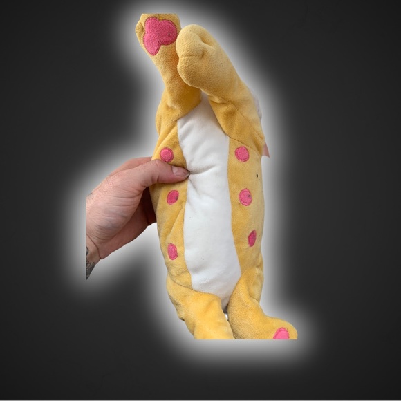 Super Soft Med. Sized Sleeping Stuffed Animal / Cat Toy - Picture 2 of 6